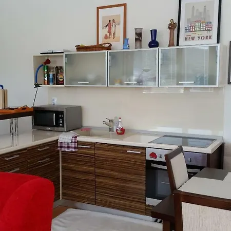 0204 Apartment